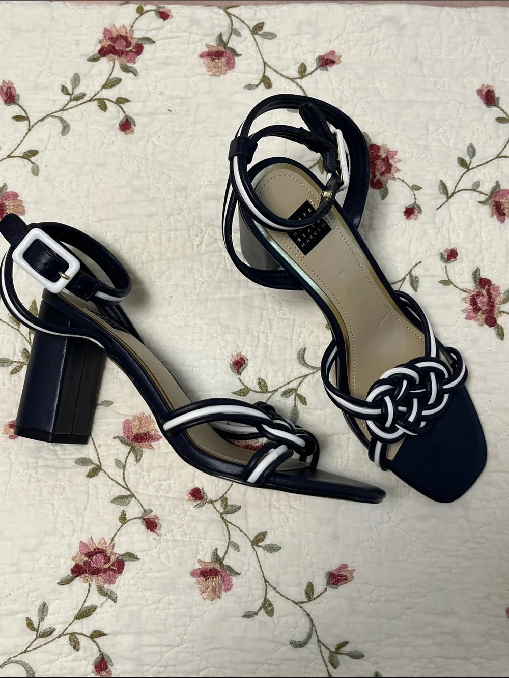 WHBM Nova Mixed Knot Sz 8.5 Sandal Heels Navy Blue And White